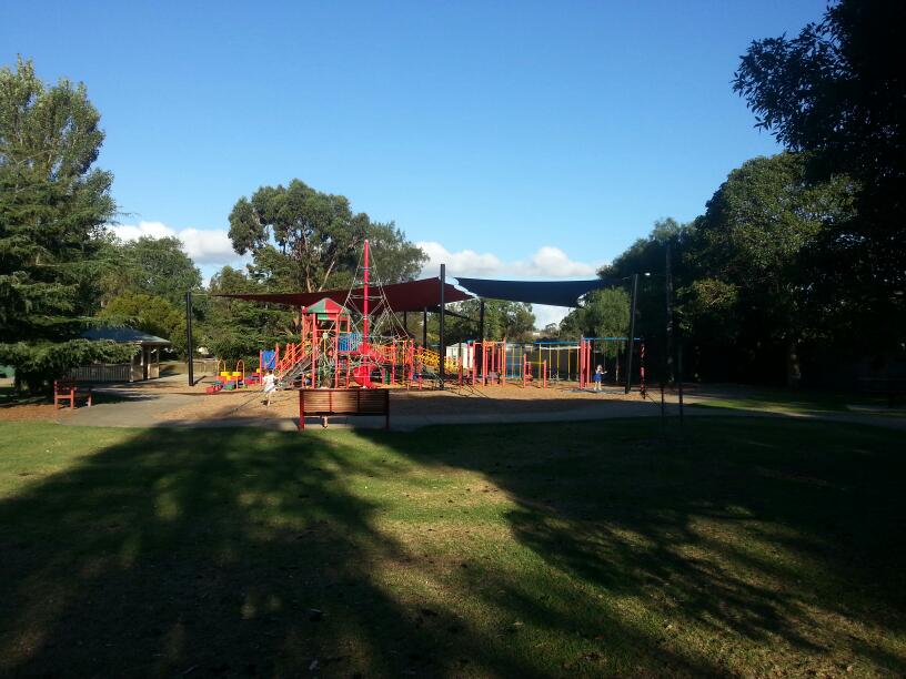 Halley Park | park | Jasper Rd, Bentleigh VIC 3204, Australia | 0395243333 OR +61 3 9524 3333
