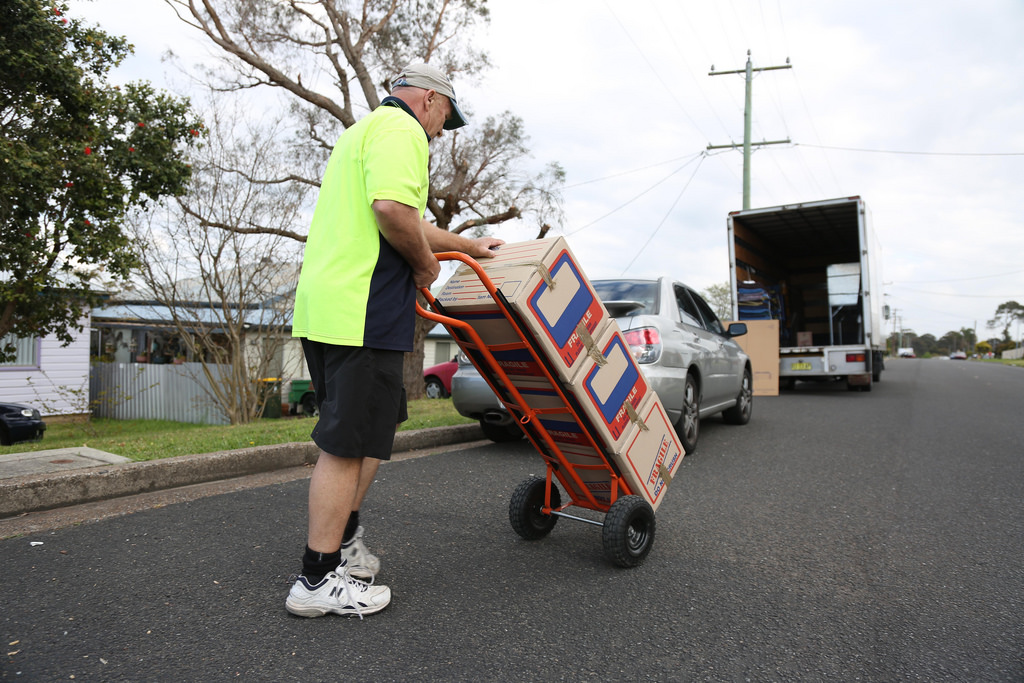 Fragile Storage Melbourne | 1/11A Aristoc Rd, Glen Waverley VIC 3150, Australia | Phone: (03) 9560 0431