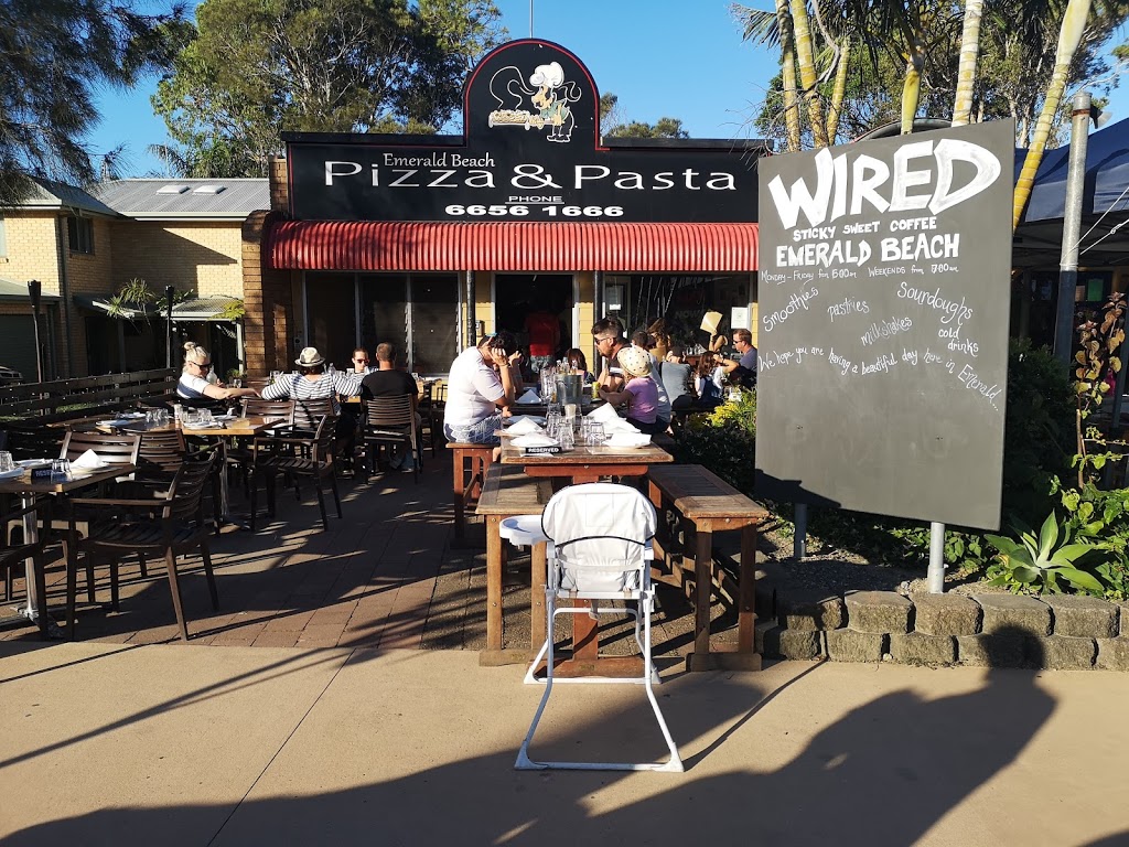 Emerald Beach Pizza & Pasta | restaurant | 3/101 Fiddaman Rd, Emerald Beach NSW 2456, Australia | 0266561666 OR +61 2 6656 1666