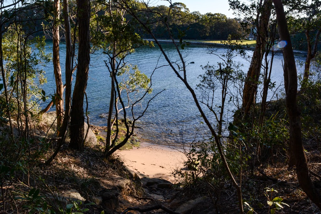 Badangi Reserve | park | Tryon Ave, Wollstonecraft NSW 2065, Australia | 0299368100 OR +61 2 9936 8100