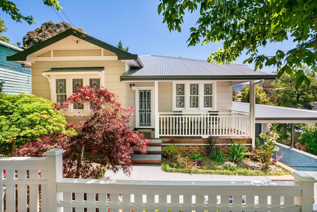 David Greenwood Licensed Real Estate Agent | 146 Waples Rd, Farmborough Heights NSW 2526, Australia | Phone: 0422 834 671