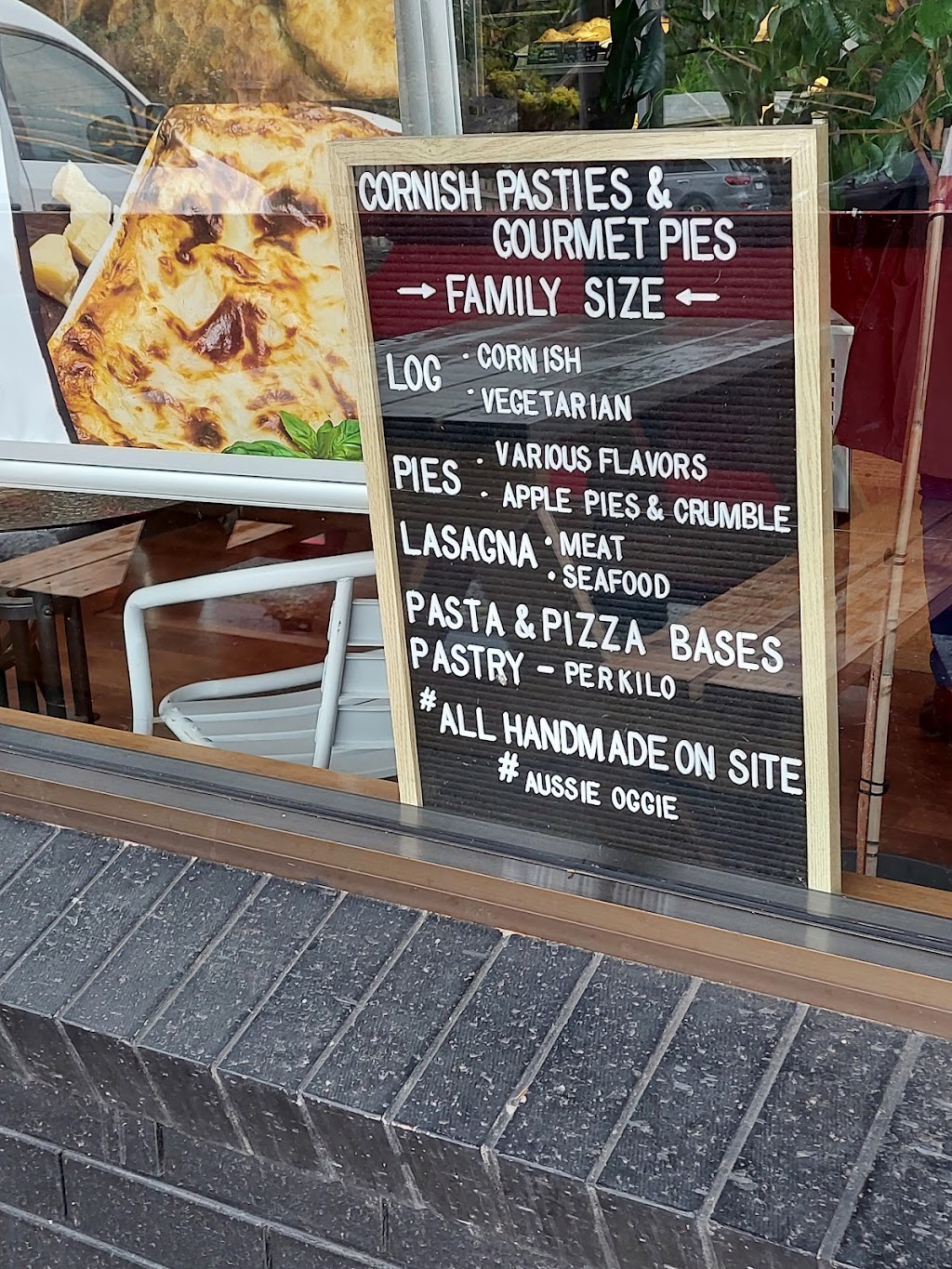 Brick Lane Bagels | 1/100 Simpson St, Ballarat North VIC 3350, Australia | Phone: 0418 536 659