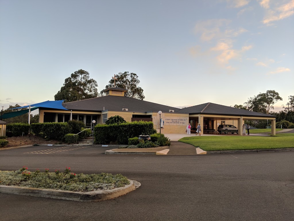 Mary Immaculate Church | church | 31 Edmund Rice Dr, Ashmore QLD 4214, Australia | 0755102222 OR +61 7 5510 2222