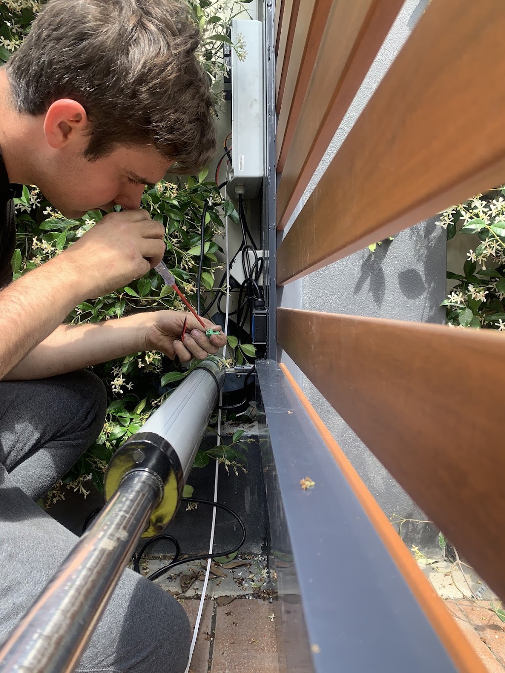 Total Door Automation ( Australia) | Unit 3/37 Garden St, Kilsyth VIC 3137, Australia | Phone: (03) 8740 3235