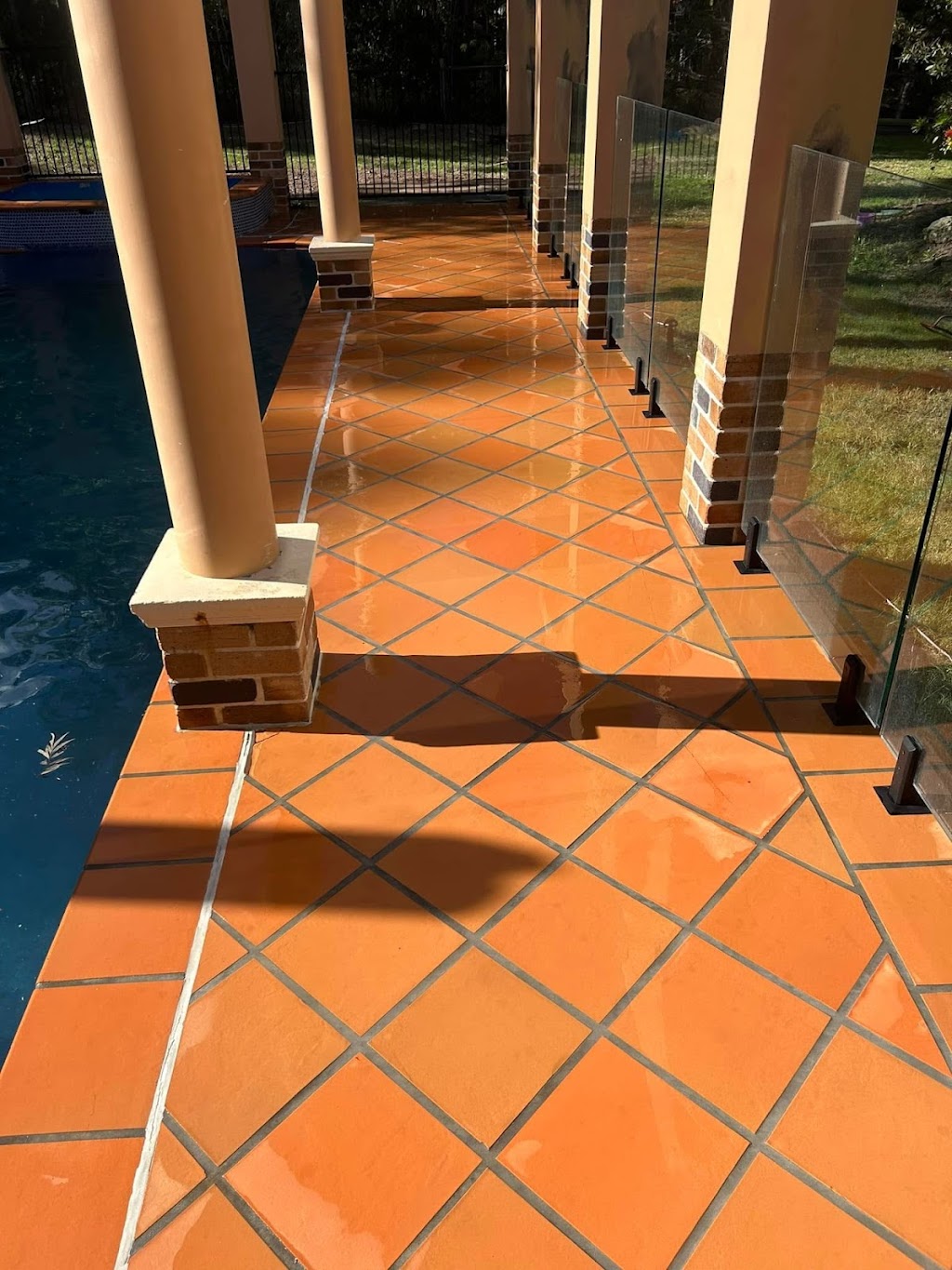 Rapid Jet Pressure Cleaning | 3 Scribbly Gum Pl, Mount Cotton QLD 4165, Australia | Phone: 0413 393 026