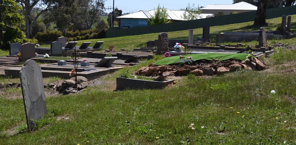 St Marks Anglican cemetery | cemetery | 90 Onkaparinga Valley Rd, Woodside SA 5244, Australia