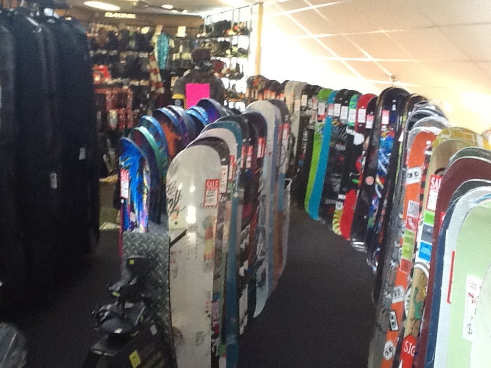 Melbourne Snowboard Centre | 392 Plenty Rd, Preston VIC 3072, Australia | Phone: (03) 9470 1822