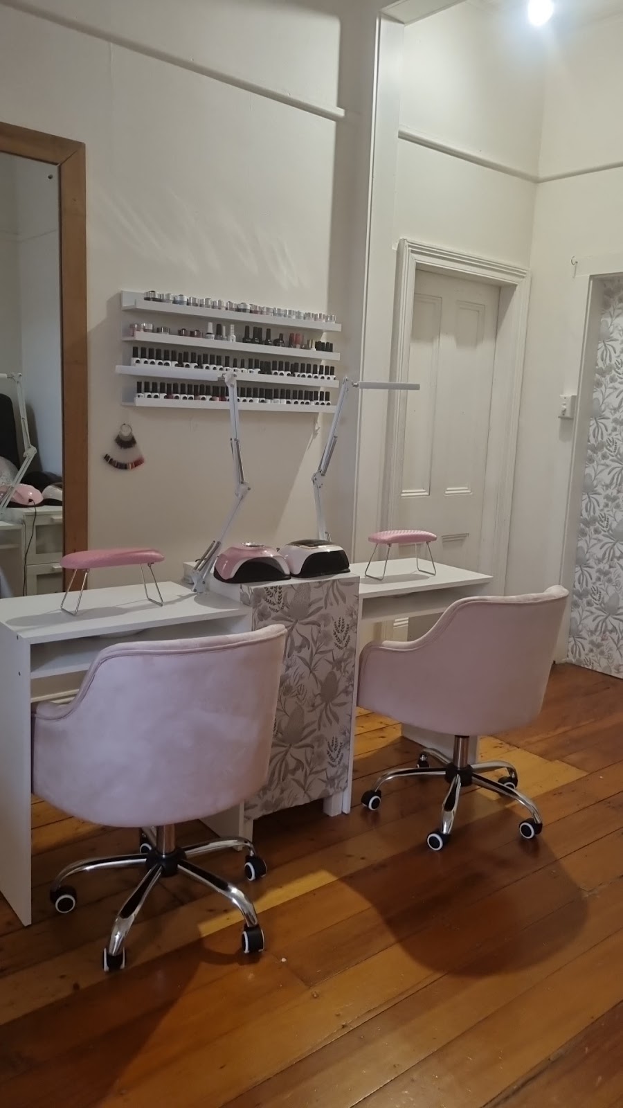 Lillie Pillies Spa and Beauty | 24 Bellevue Cres, Medlow Bath NSW 2780, Australia | Phone: 0493 580 626