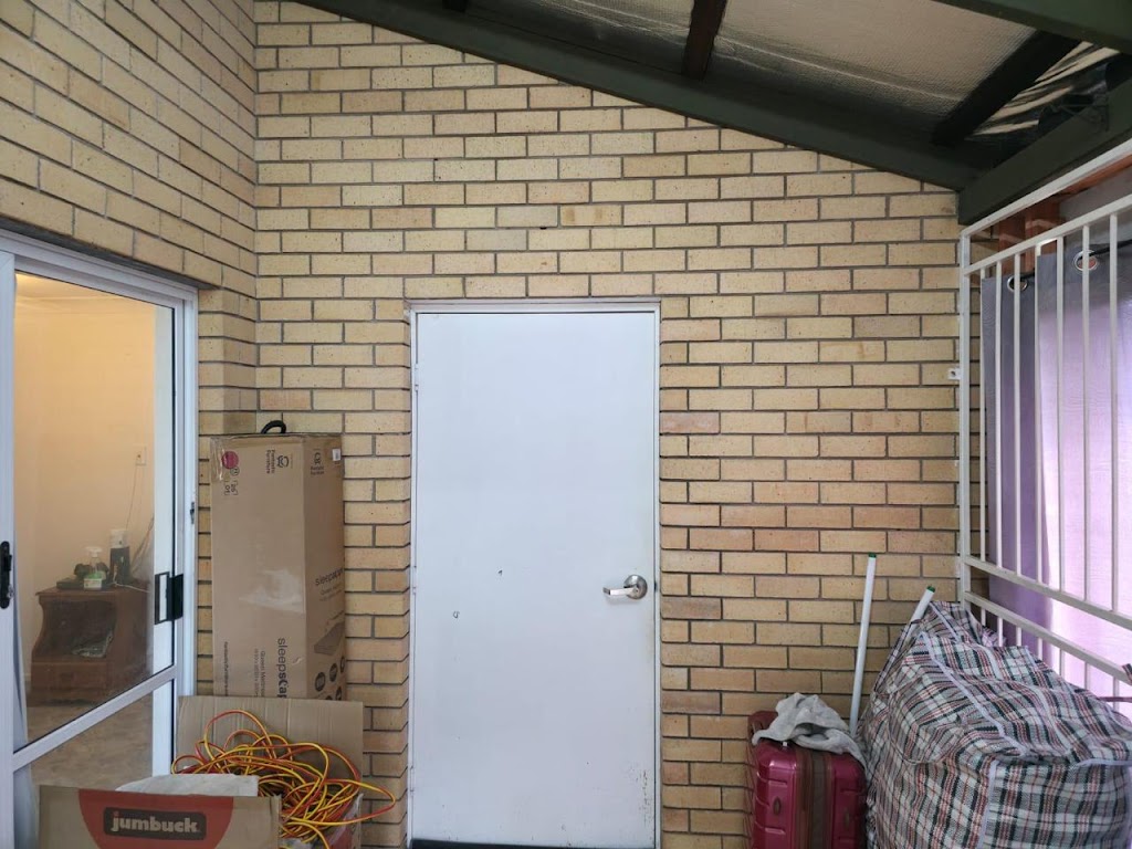 SanClassic Cleaning Service | 437 Lakes Creek Rd, Lakes Creek QLD 4701, Australia | Phone: 0435 387 504