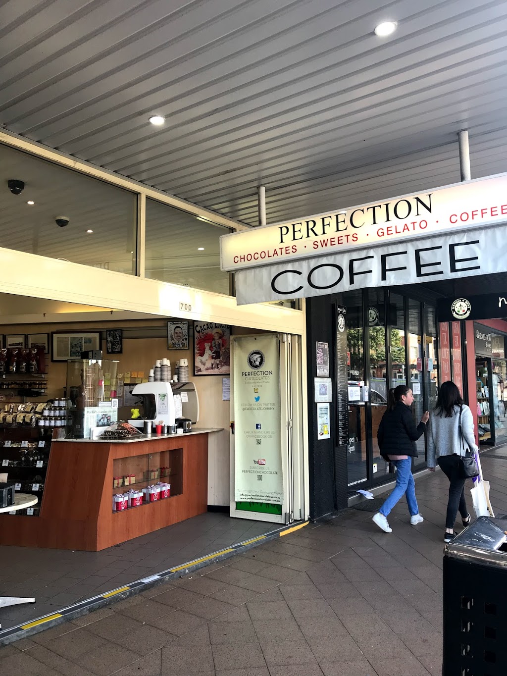 Perfection Chocolates | cafe | 700 New South Head Rd, Rose Bay NSW 2029, Australia | 0293717357 OR +61 2 9371 7357