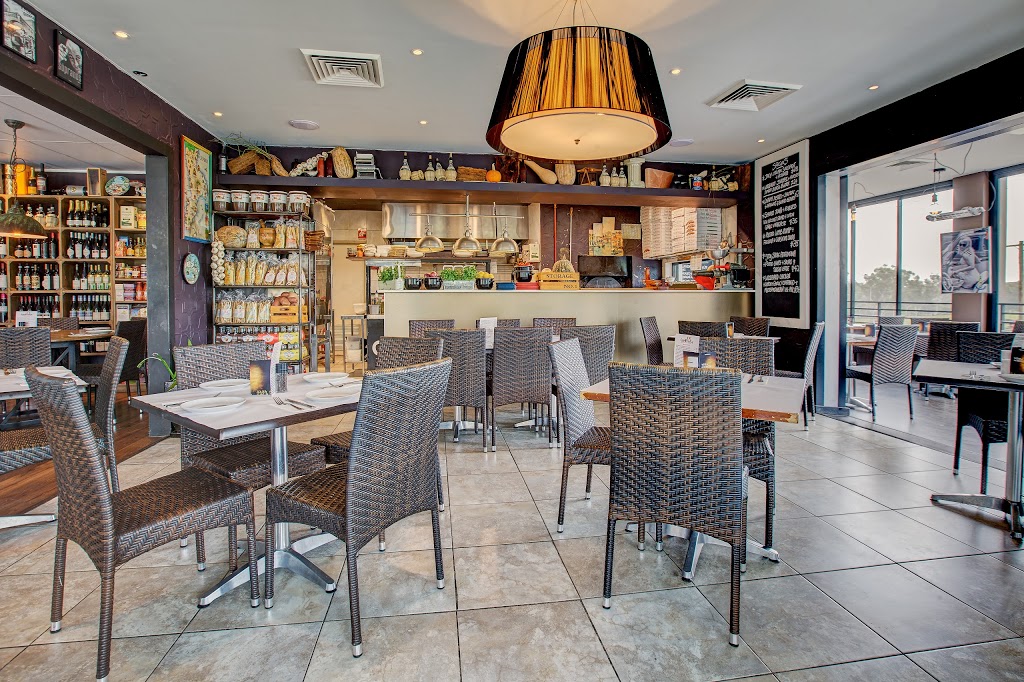Cafe Rialto Pizza Bar | 169 Annangrove Rd, Annangrove NSW 2156, Australia | Phone: (02) 9679 2021