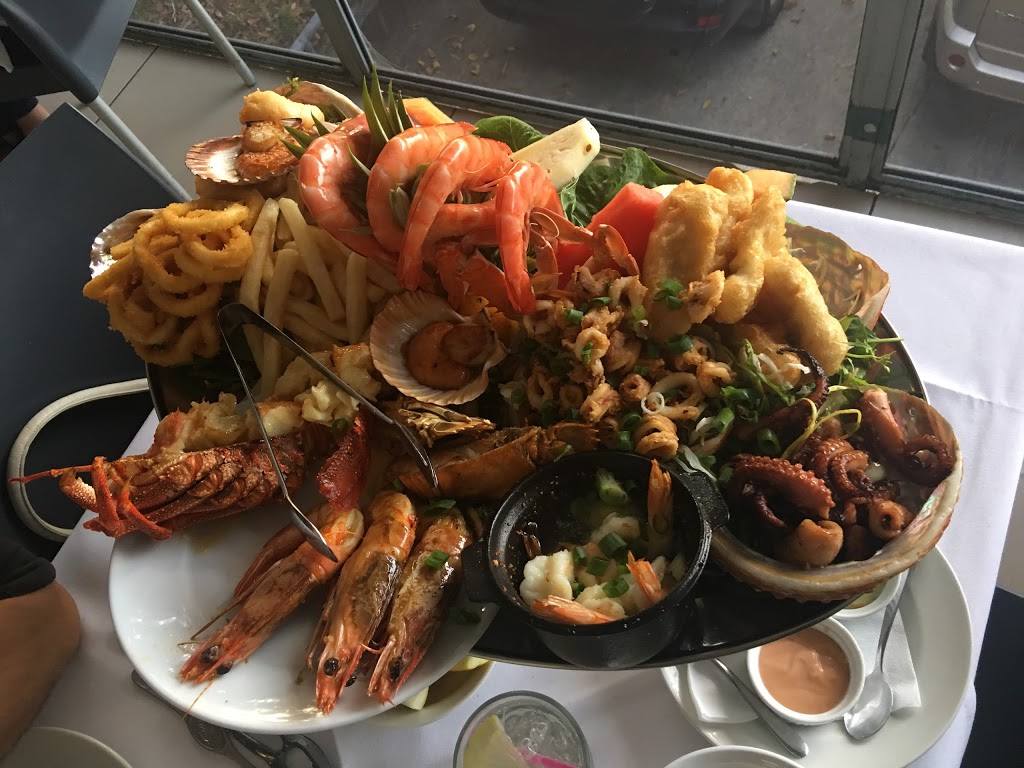 Bayblu Seafood Restaurant | 741 Princes Hwy, Blakehurst NSW 2221, Australia | Phone: (02) 9546 5058