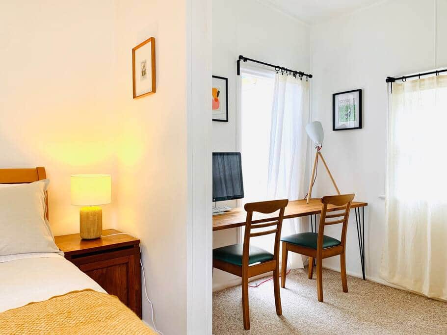 Katoomba Holiday | 28 Acacia St, Katoomba NSW 2780, Australia | Phone: 0422 337 982