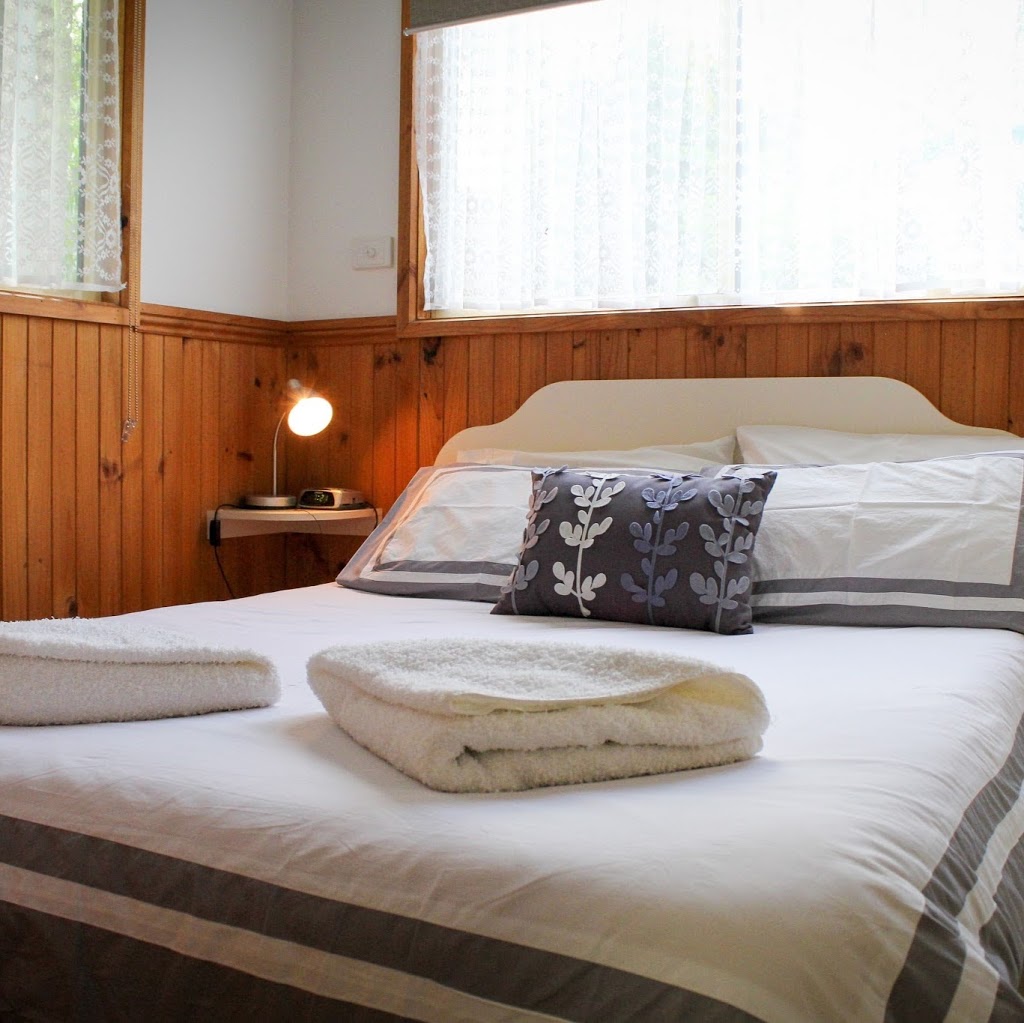 Beechworth Cabins | lodging | 18 High St, Beechworth VIC 3747, Australia | 0400040889 OR +61 400 040 889