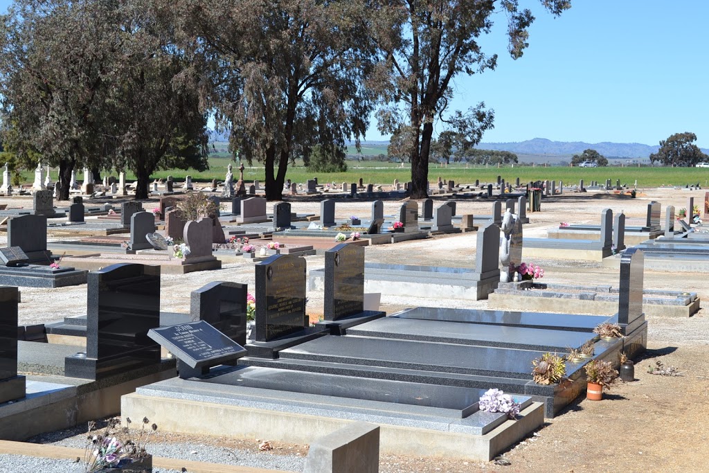 Langhorne Creel Cemetery | cemetery | Langhorne Creek SA 5255, Australia