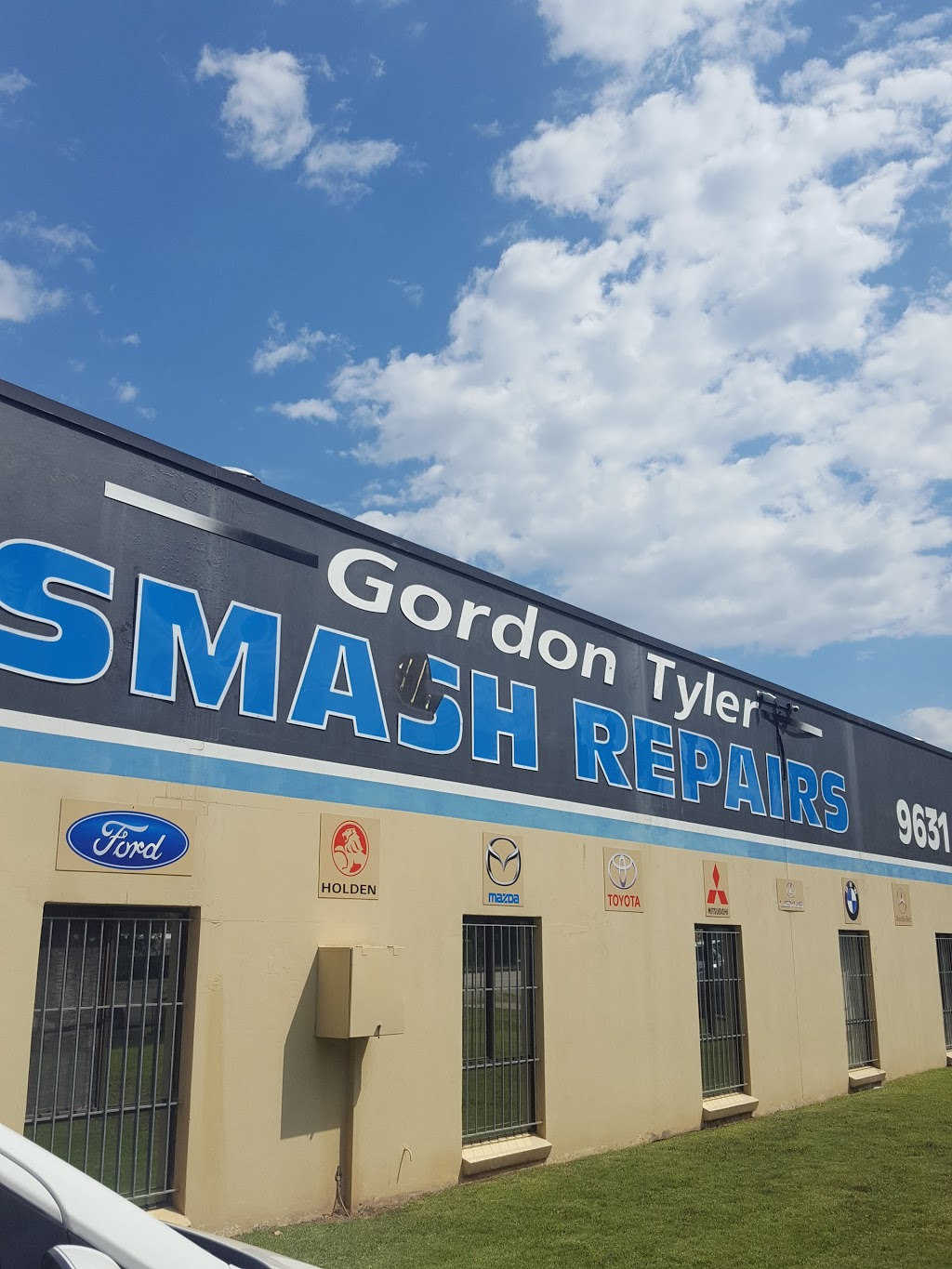Gordon Tyler Smash Repairs | car repair | 138 Toongabbie Rd, Toongabbie NSW 2146, Australia | 0296319133 OR +61 2 9631 9133