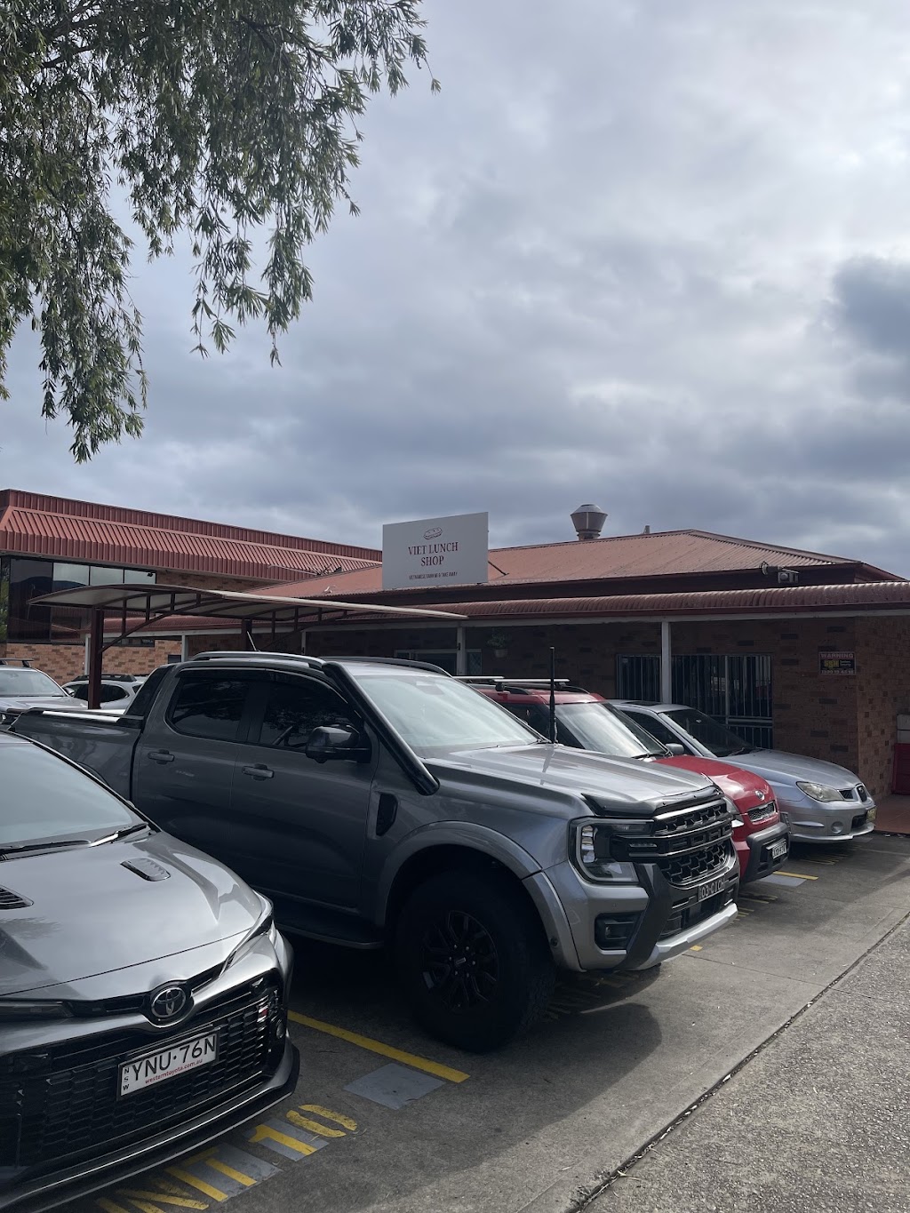 Viet Lunch Shop | 442-446 Victoria St, Wetherill Park NSW 2164, Australia | Phone: 0421 504 087