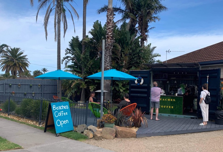 Beaches Coffee Club | 669 Esplanade, Lakes Entrance VIC 3909, Australia | Phone: 0490 467 637