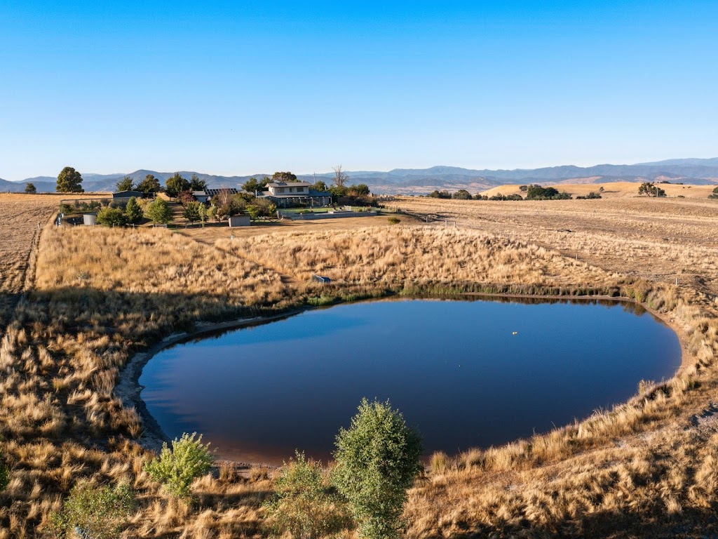 Beolite Luxury Farmstay Mansfield | 665 Glenroy Rd, Mansfield VIC 3722, Australia | Phone: 0433 440 646