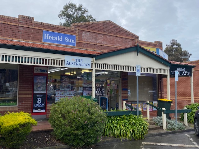 Pearcedale Tatts & News | book store | Shop 14 Pearcedale Village Shopping Centre, 75/99 Baxter-Tooradin Rd, Pearcedale VIC 3912, Australia | 0359786343 OR +61 3 5978 6343