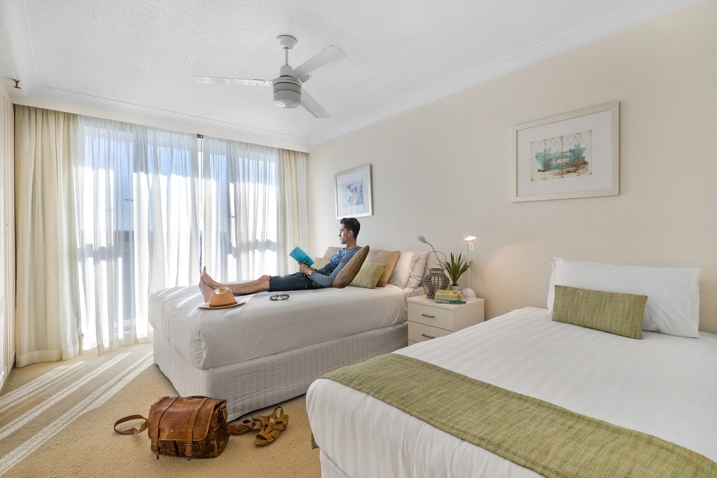 Surfers Aquarius on the Beach | lodging | 4 Old Burleigh Rd, Surfers Paradise QLD 4217, Australia | 0755389466 OR +61 7 5538 9466