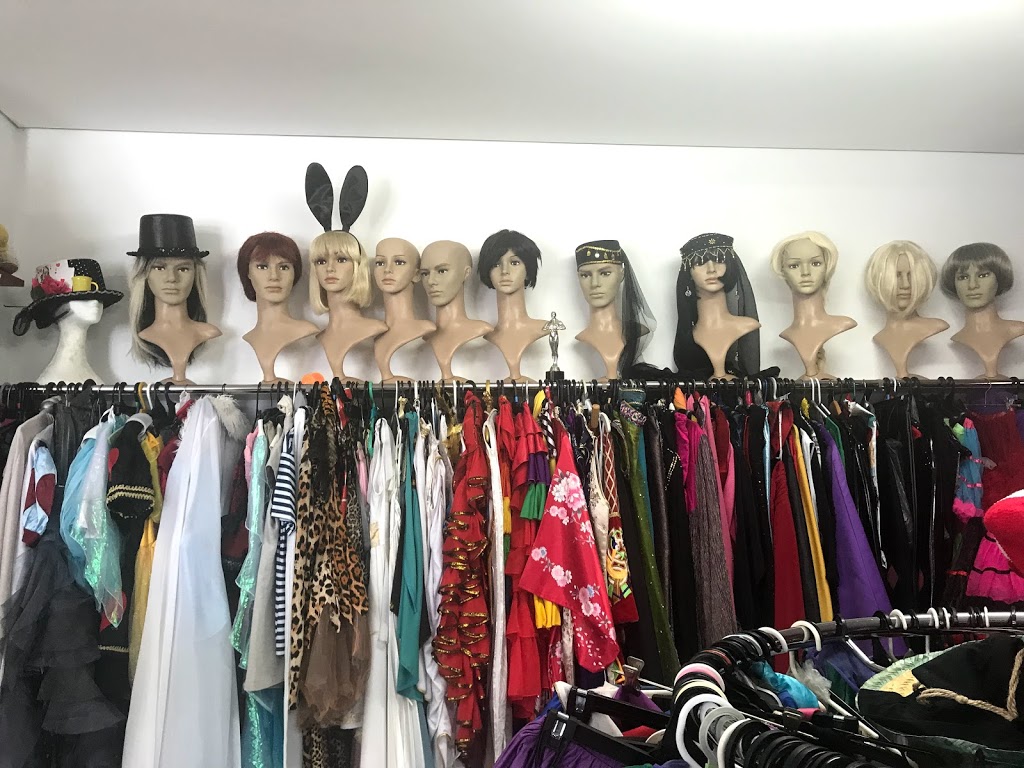 Janinas Costume Hire |  | Shop 7/65 Gawain Rd, Bracken Ridge QLD 4017, Australia | 0732618727 OR +61 7 3261 8727