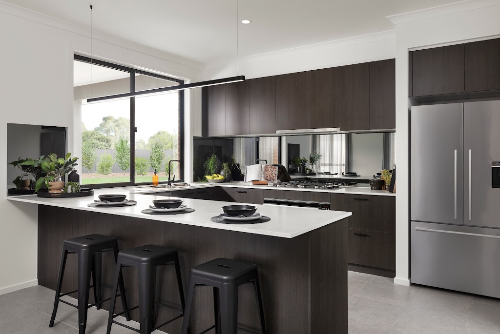 Beachwood Homes - Smiths Lane Display | Oconnor Ave, Clyde North VIC 3978, Australia | Phone: (03) 9770 8806