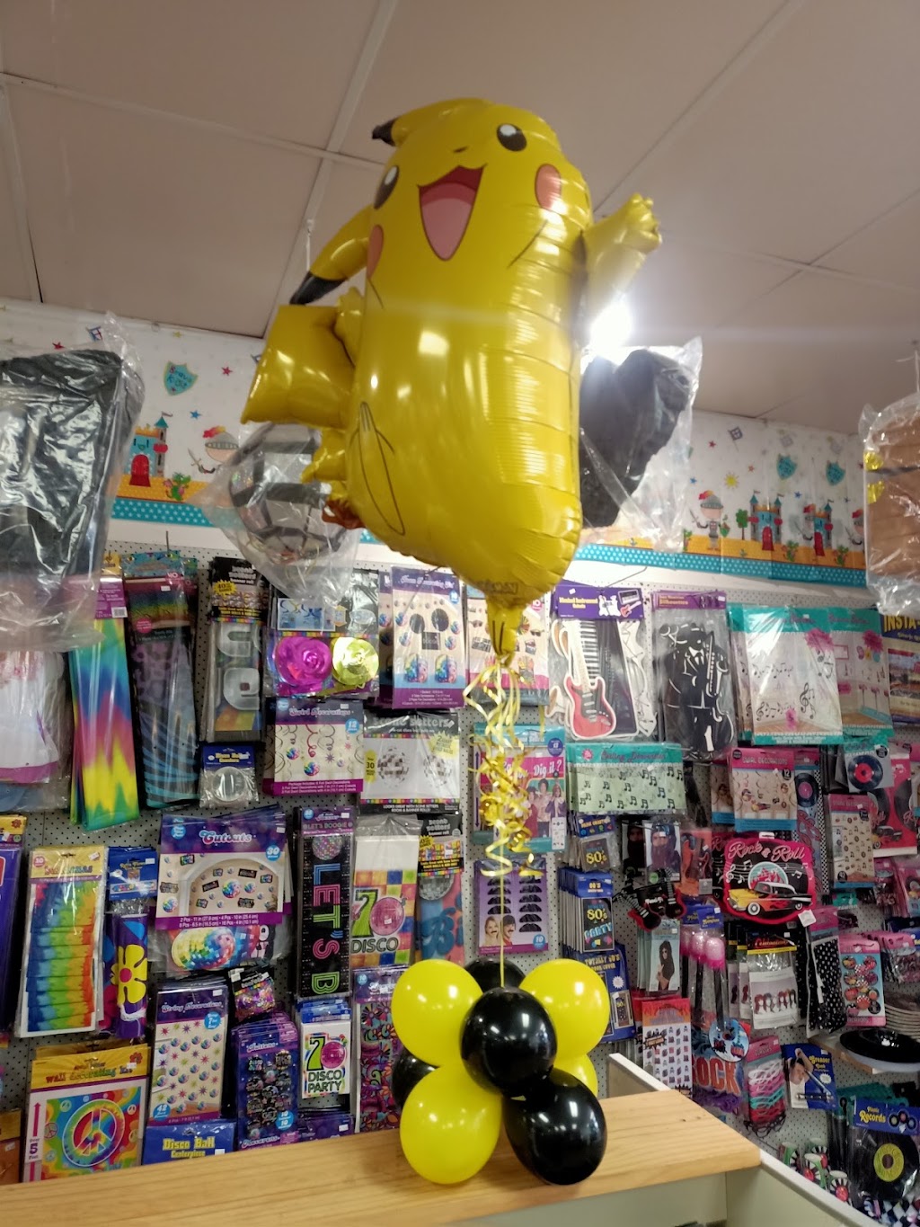 Balloon World | home goods store | 3/70 Norma Rd, Myaree WA 6154, Australia | 0893305110 OR +61 8 9330 5110