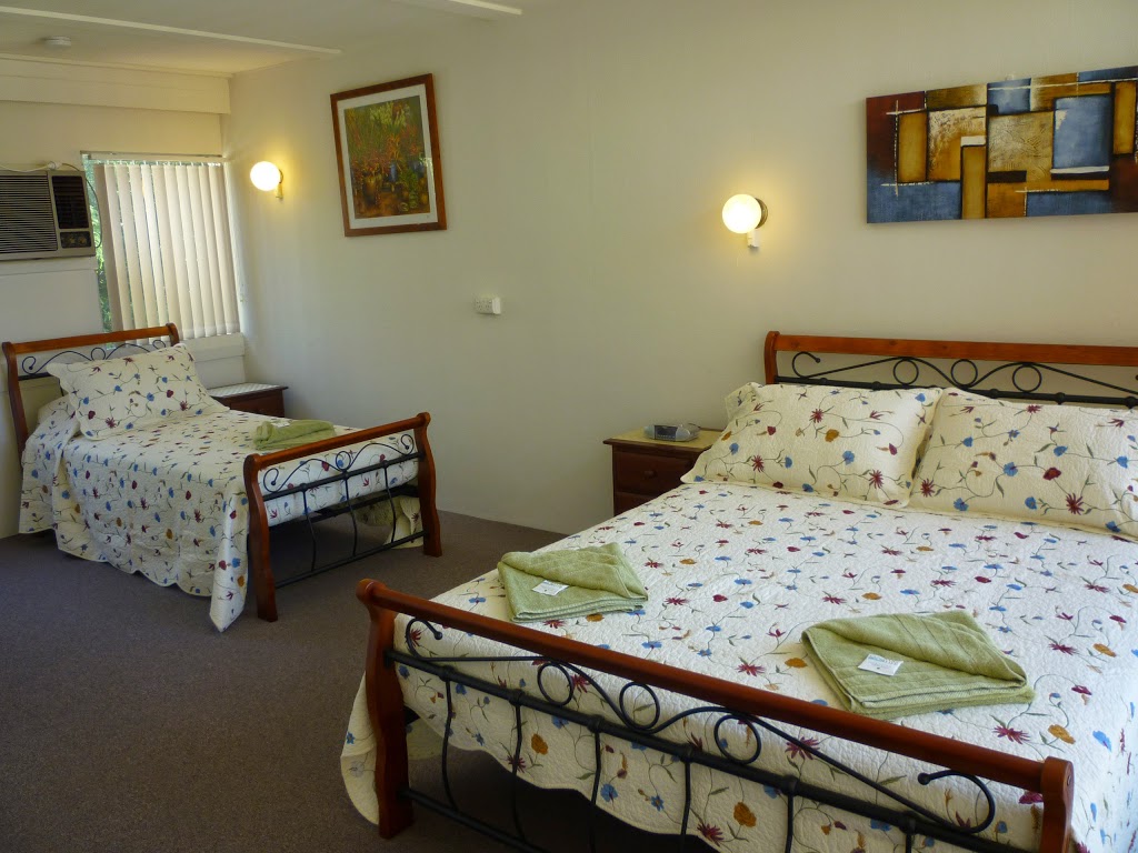 Canberra Short Term & Holiday Accommodation | lodging | 47 McMillan Cres, Griffith ACT 2603, Australia | 0262606613 OR +61 2 6260 6613