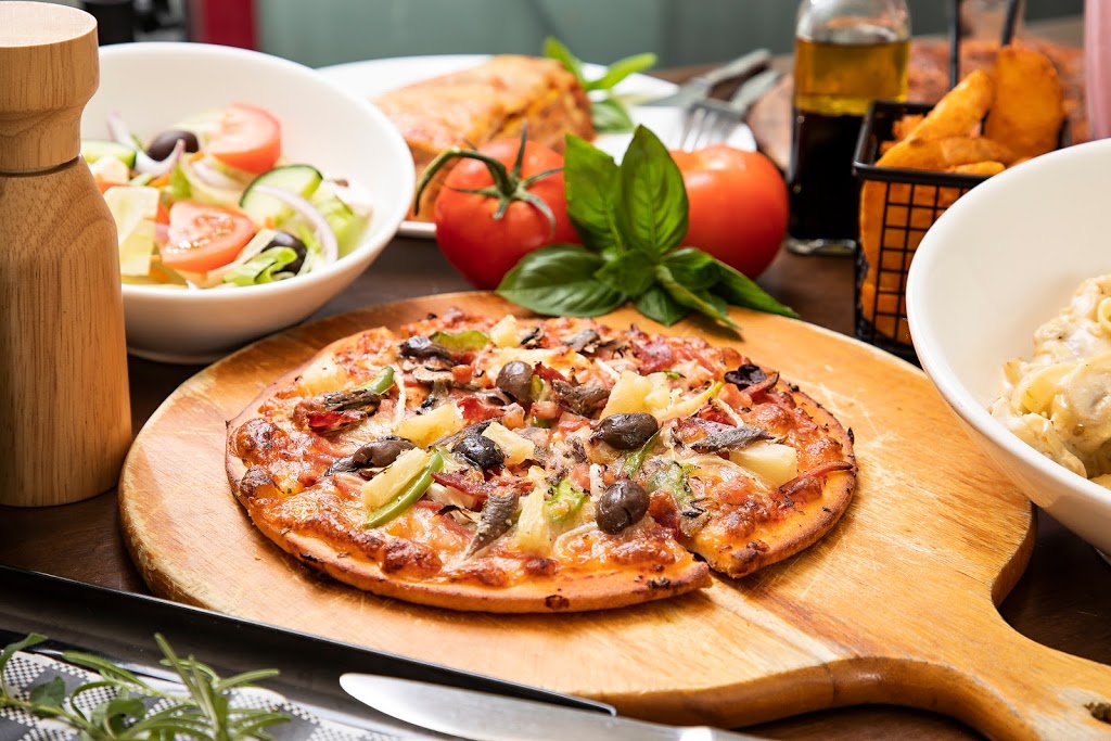 Milanos Pizza | restaurant | Markeri St &, Robina Pkwy, Robina QLD 4226, Australia | 0755757755 OR +61 7 5575 7755