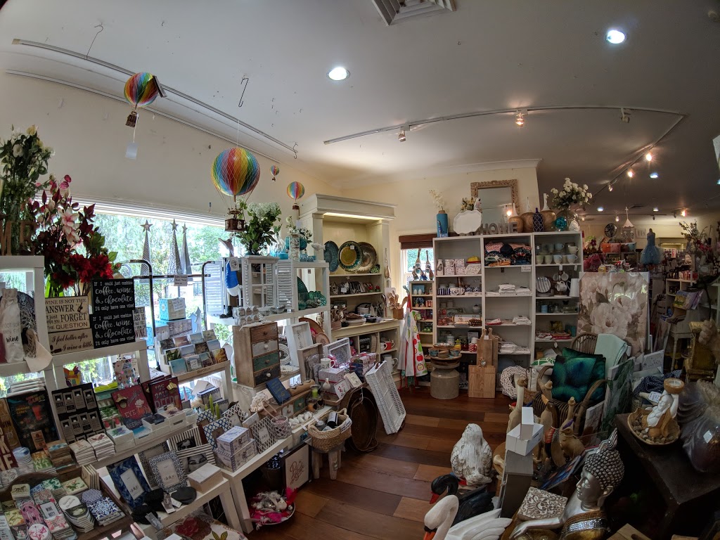 The Twig | Shop 12, Hunter Valley Gardens Village, Pokolbin NSW 2320, Australia | Phone: (02) 4998 7166