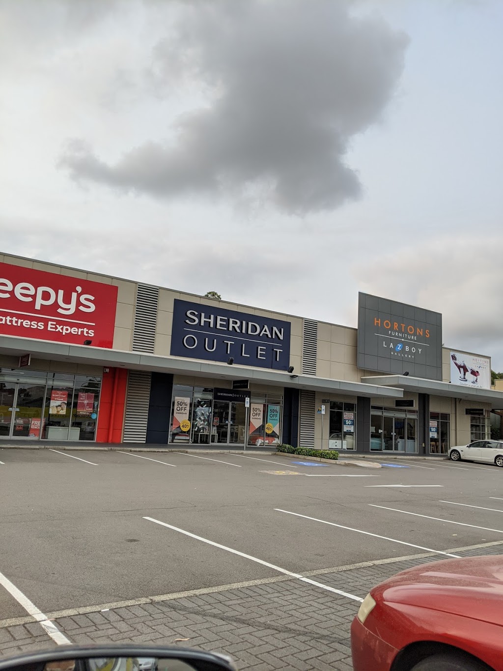 Sheridan Outlet Kotara | Unit 3, Kotara Homemaker Center, 150 Park Ave, Kotara NSW 2289, Australia