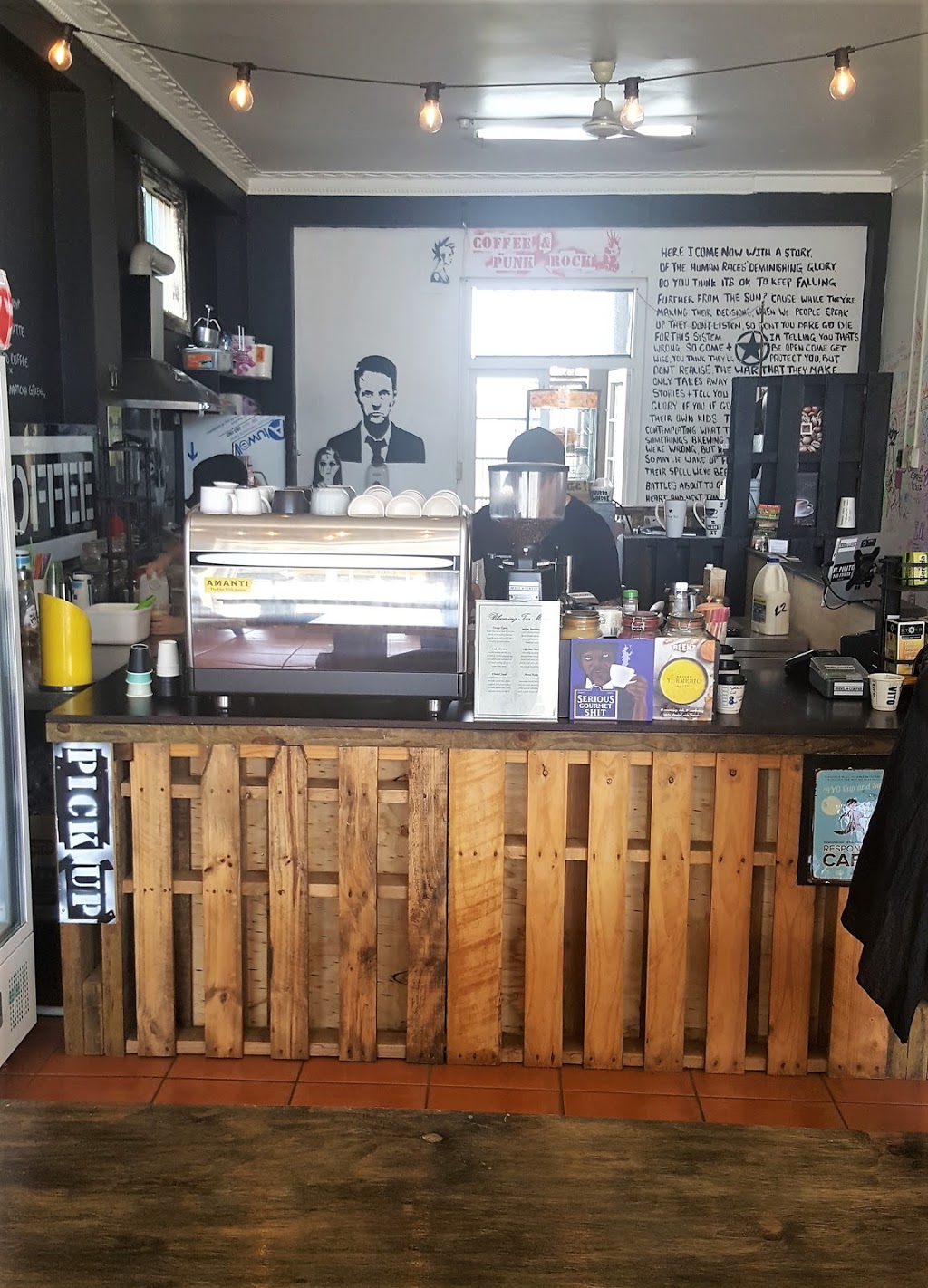 Rebel Coffee | 121 Edith St, Innisfail QLD 4860, Australia | Phone: 0487 306 043