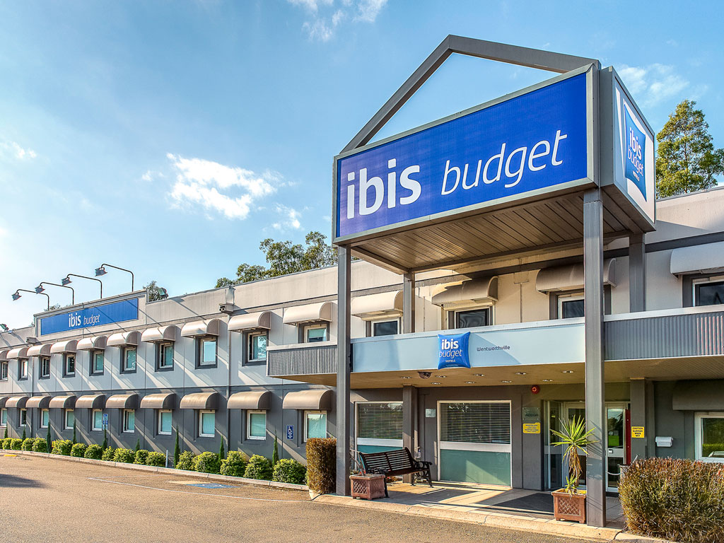 ibis budget Wentworthville | lodging | 377/383 Great Western Hwy, Wentworthville NSW 2145, Australia | 0297691240 OR +61 2 9769 1240