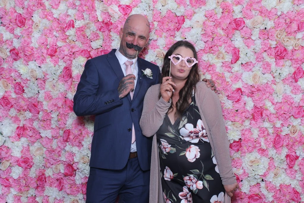 Perfect Pics PhotoBooth Entertainment | Great Western Hwy, Colyton NSW 2760, Australia | Phone: 0491 678 344