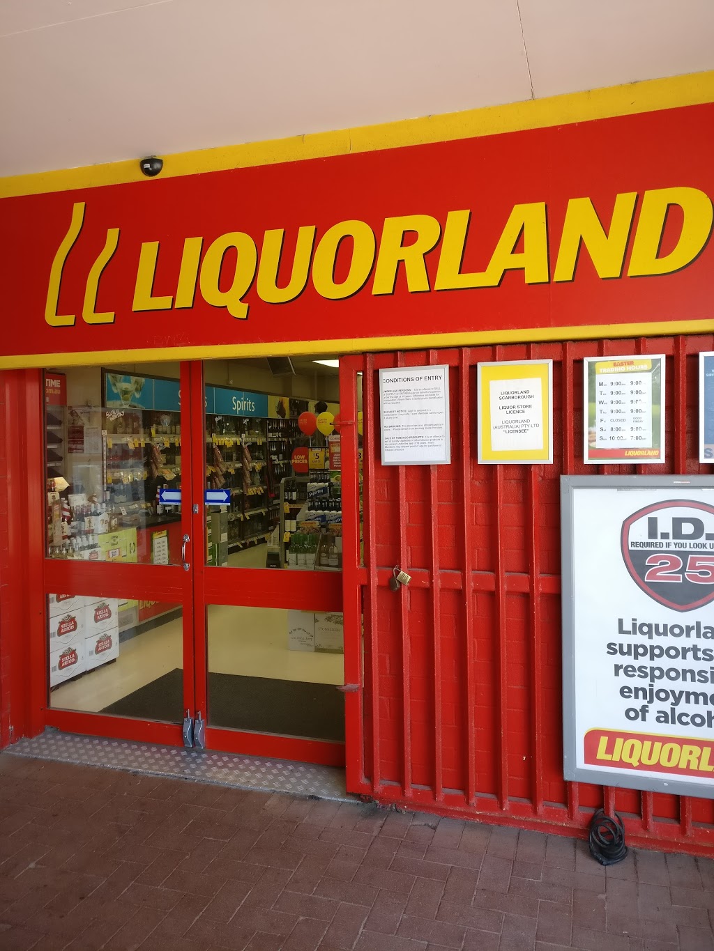 Liquorland Scarborough | store | W Coast Hwy & Scarborough Beach Road, Scarborough WA 6019, Australia | 0893412918 OR +61 8 9341 2918