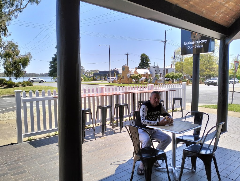 Burkes Bakery Nagambie | 294-298 High St, Nagambie VIC 3608, Australia | Phone: 0455 307 132