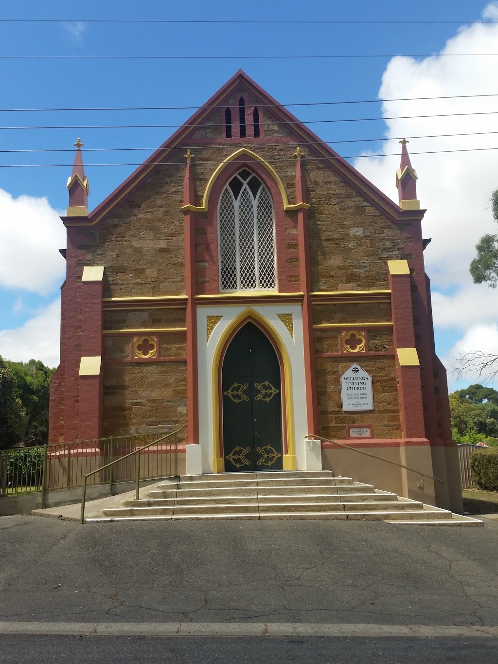 Willunga Uniting Church | church | 7 St Judes St, Willunga SA 5172, Australia | 0885562650 OR +61 8 8556 2650