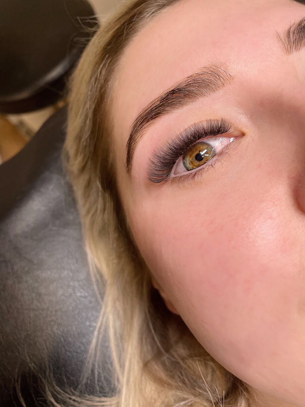 Compulsive Lashes Boutique | 178 Fox Valley Rd, Wahroonga NSW 2076, Australia | Phone: 0421 533 199