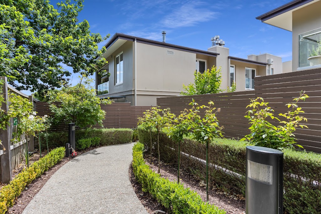 VMCH Barnsbury Retirement Apartments | 27 Barnsbury Rd, Deepdene VIC 3103, Australia | Phone: 1300 698 624