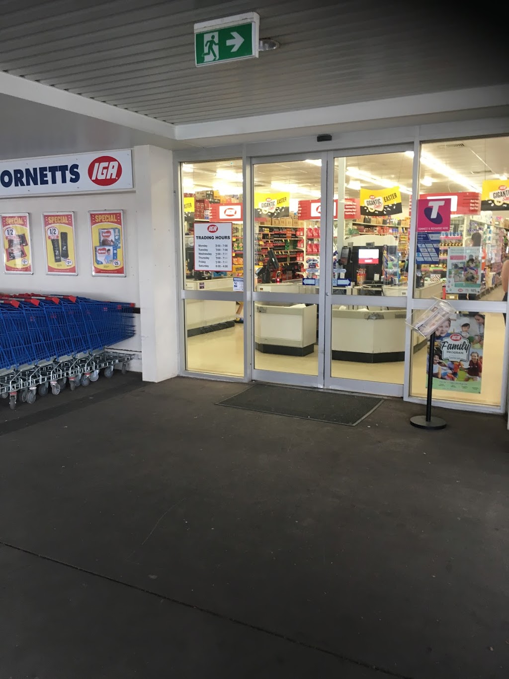 IGA | supermarket | 1 Carter Pl & James Randell Dr, Middlemount QLD 4746, Australia | 0749857223 OR +61 7 4985 7223