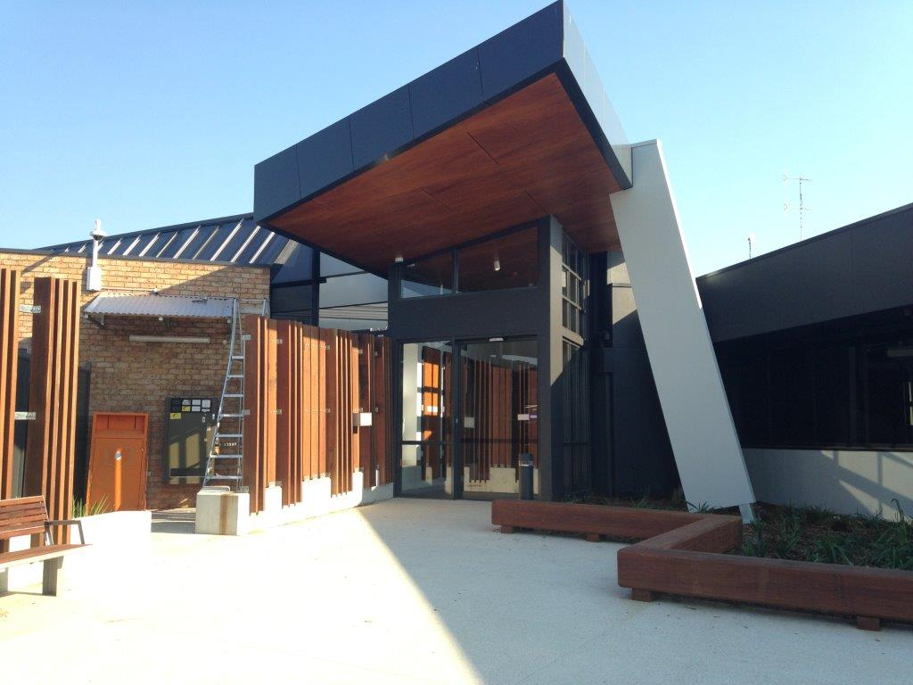 Pakenham Health Centre | health | Henty Way, Pakenham VIC 3810, Australia | 0359410500 OR +61 3 5941 0500