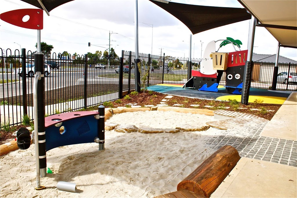 Childs Play Early Learning Centre | school | 642 Tarneit Rd, Tarneit VIC 3029, Australia | 0397482004 OR +61 3 9748 2004