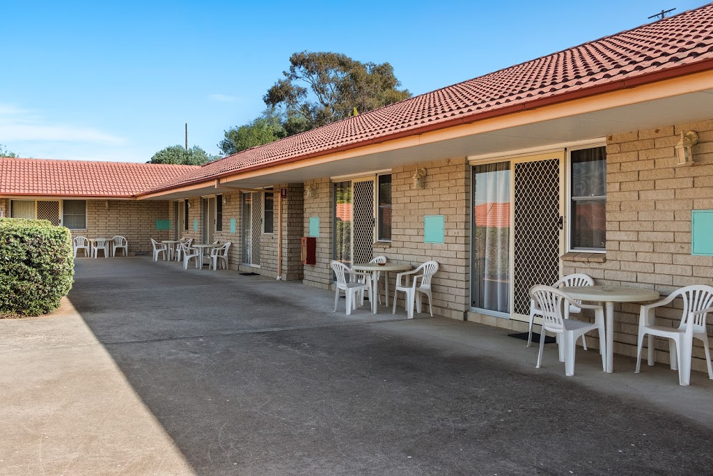 Econo Lodge Alabaster | lodging | 20/22 Lynch St, Cowra NSW 2794, Australia | 0263423133 OR +61 2 6342 3133