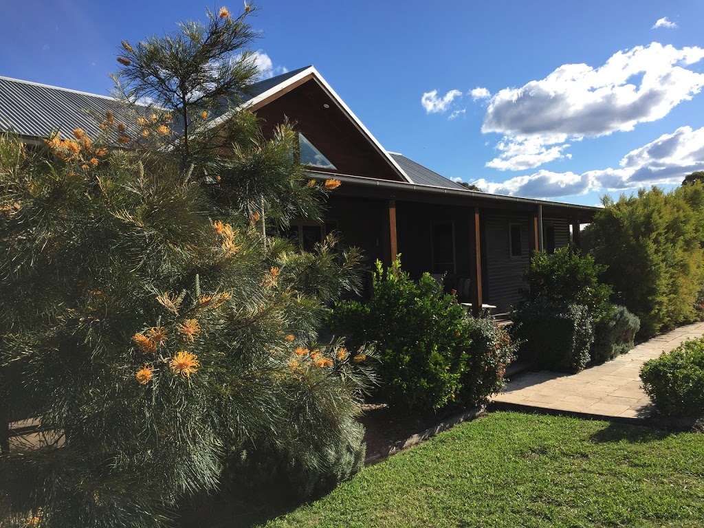 Lilies Luxury Retreats | 60 Majors Ln, Lovedale NSW 2320, Australia | Phone: 0428 698 881