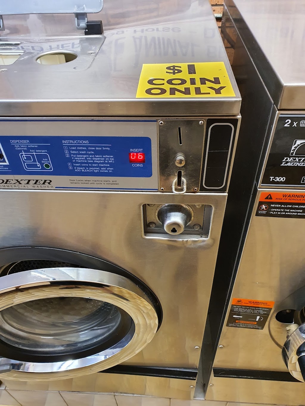 Narooma Laundromat | laundry | 36 Princes Hwy, Narooma NSW 2546, Australia | 0244762224 OR +61 2 4476 2224