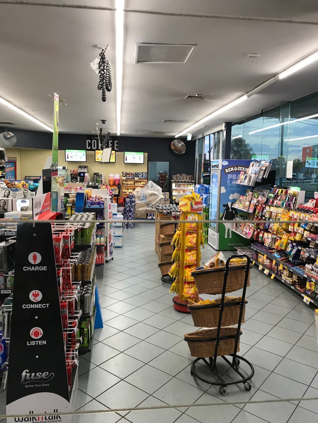 Caltex Woolworths | gas station | 97 Hume Hwy, Greenacre NSW 2190, Australia | 1300655055 OR +61 1300 655 055