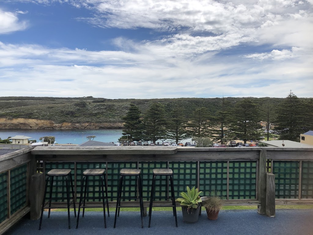 12 Apostles holiday houses |  | 7 Hennessy St, Port Campbell VIC 3269, Australia | 0429986450 OR +61 429 986 450