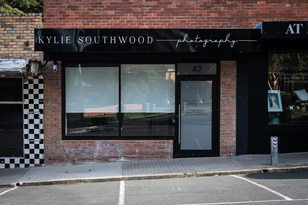 Kylie Southwood Photography Studio | 42 Panfield Ave, Ringwood VIC 3134, Australia | Phone: 0433 414 755