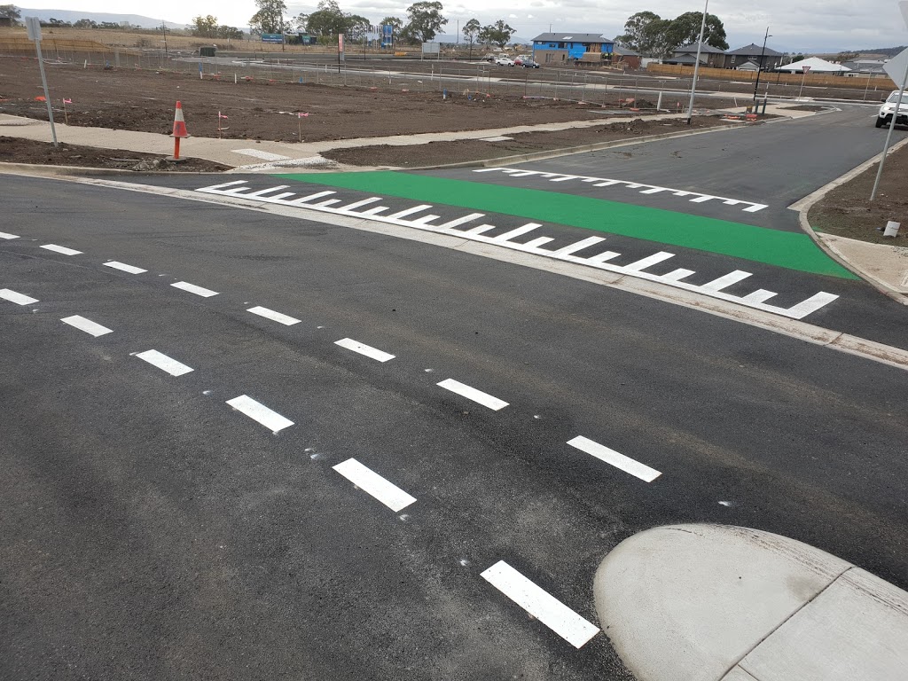 Flash Linemarking | 30 Diamond Dr, Koo Wee Rup VIC 3981, Australia | Phone: 0411 220 252